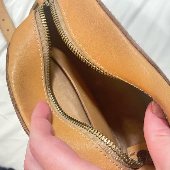 Madewell Small Circle Leather Shoulder Bag - Picture 7 of 8